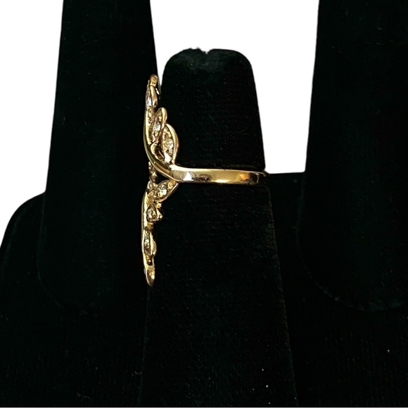 Gold Leaf Vine Ring with Sparkling Stone Accents * New * - Picture 2 of 4